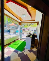 Quarto casal luxo | Ferros/tábuas de passar roupa, Wi-Fi de cortesia