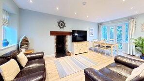 Smart-TV, Tischtennisplatte