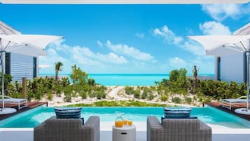 Outdoor pool, pool loungers