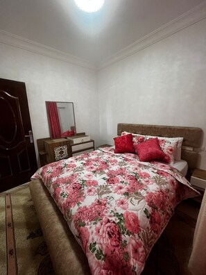 2 bedrooms, bed sheets