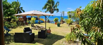 MOOREA - Fare Nihei beachfront