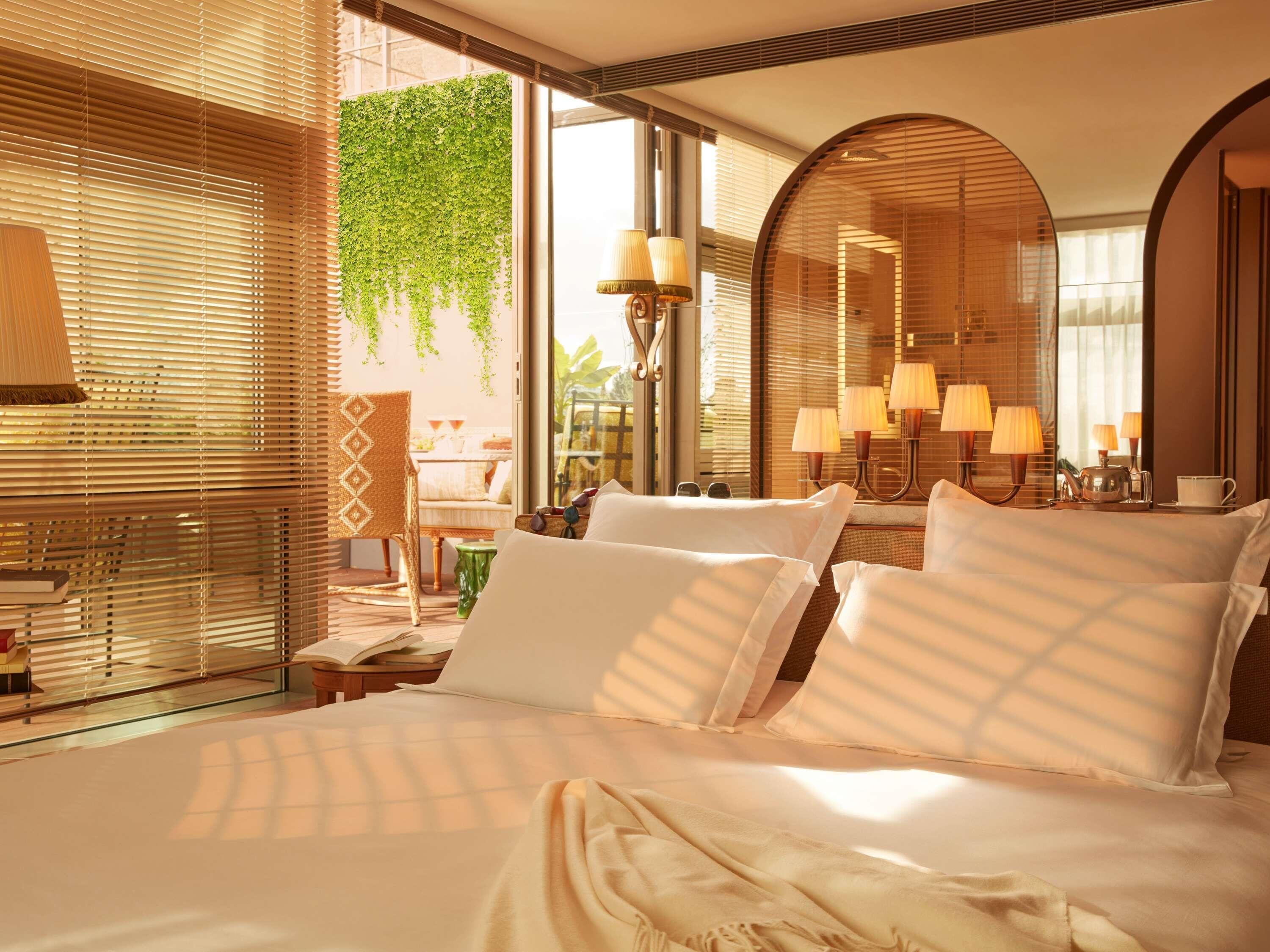 Deluxe Room, 1 Queen Bed, Terrace | Premium bedding, pillow-top beds, minibar, in-room safe