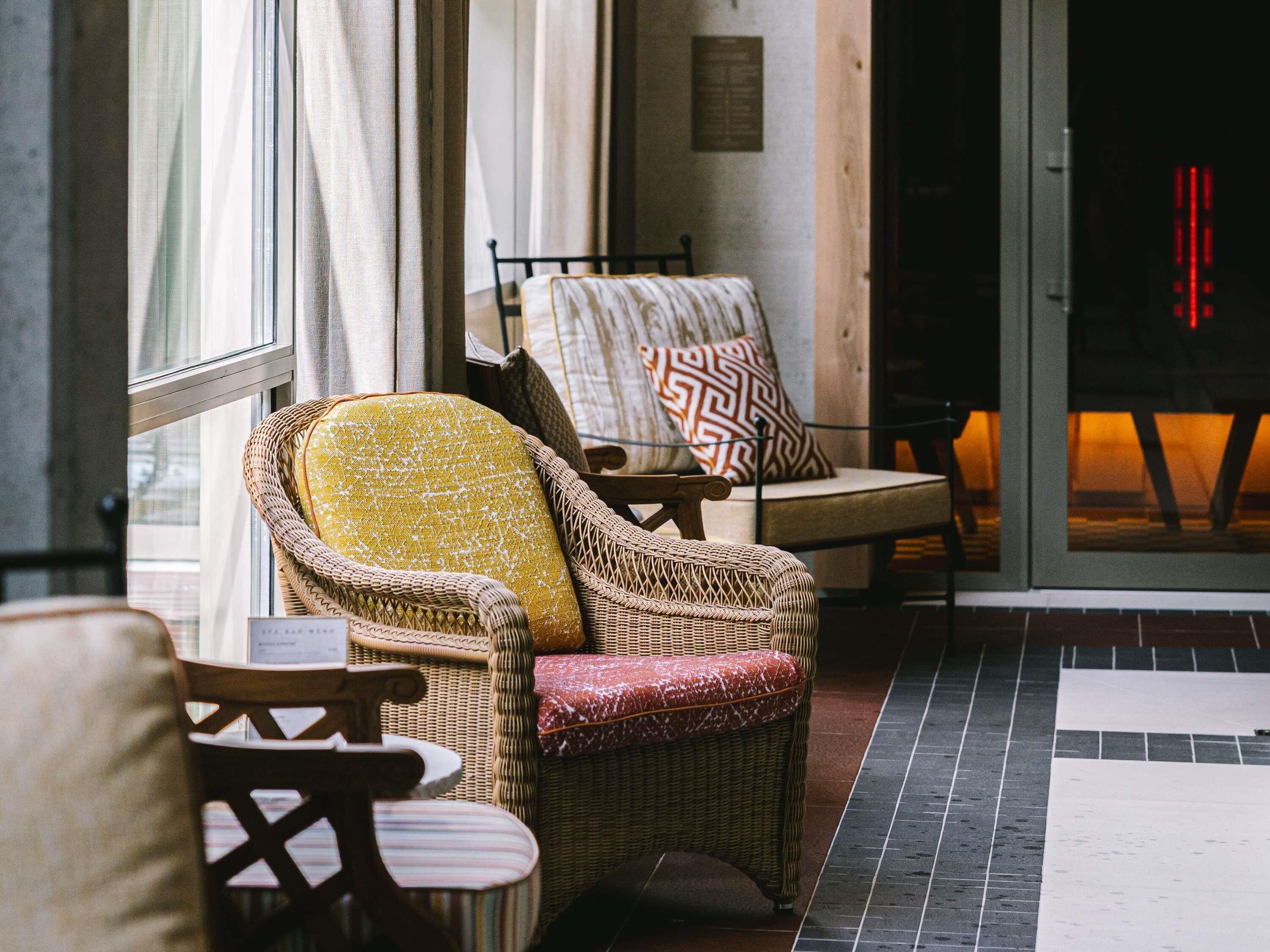 Innenpool, Liegestühle