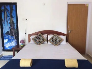 2 bedrooms, WiFi, bed sheets