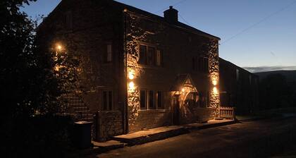 The Wharfe - Cosy - Comfortable Retreat- Pet friendly
