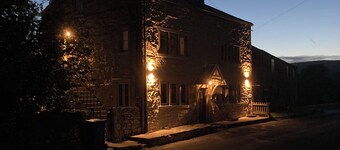 The Wharfe - Cosy - Comfortable Retreat- Pet friendly