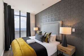 Appartement Ville | 1 chambre, coffres-forts dans les chambres, bureau