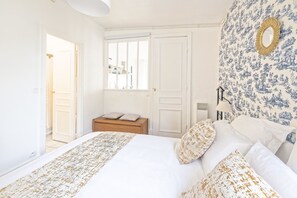 2 habitaciones, tabla de planchar con plancha y wifi gratis 
