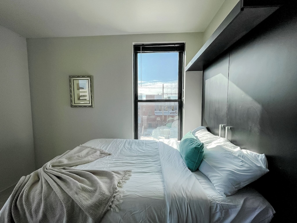 Pleasant 1BD/1BA Studio DTWN Springfield Springfield Vrbo