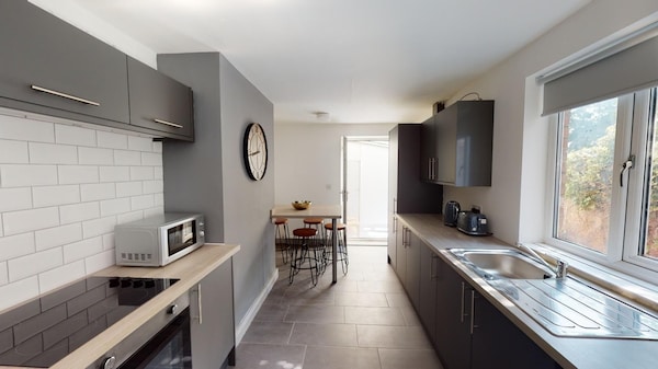 Stunning City Centre-uni Town House - Sunderland