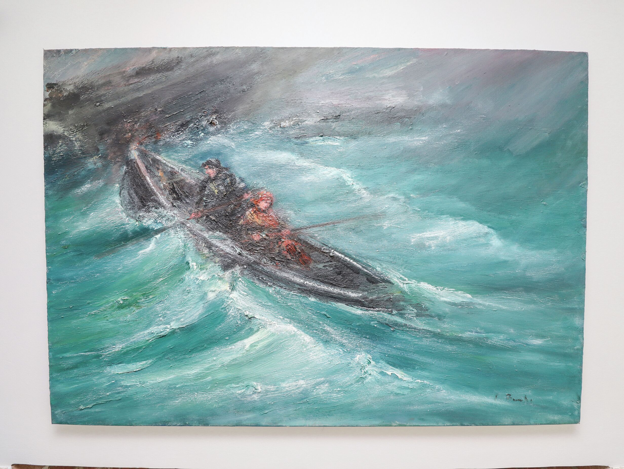 Un tableau représentant un bateau sur une eau agitée.