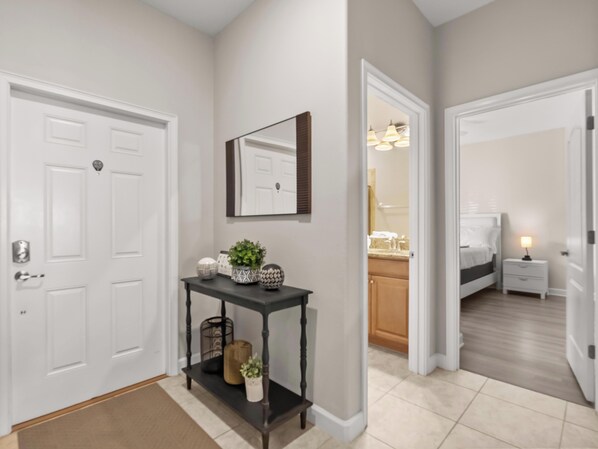 4 chambres, fer et planche à repasser, Wi-Fi, literie fournie