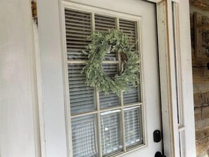 Interior - Charming and modernized 1800's Creekside Cabin w/Hot Tub and 5 minutes to I-77 (Lambsburg)