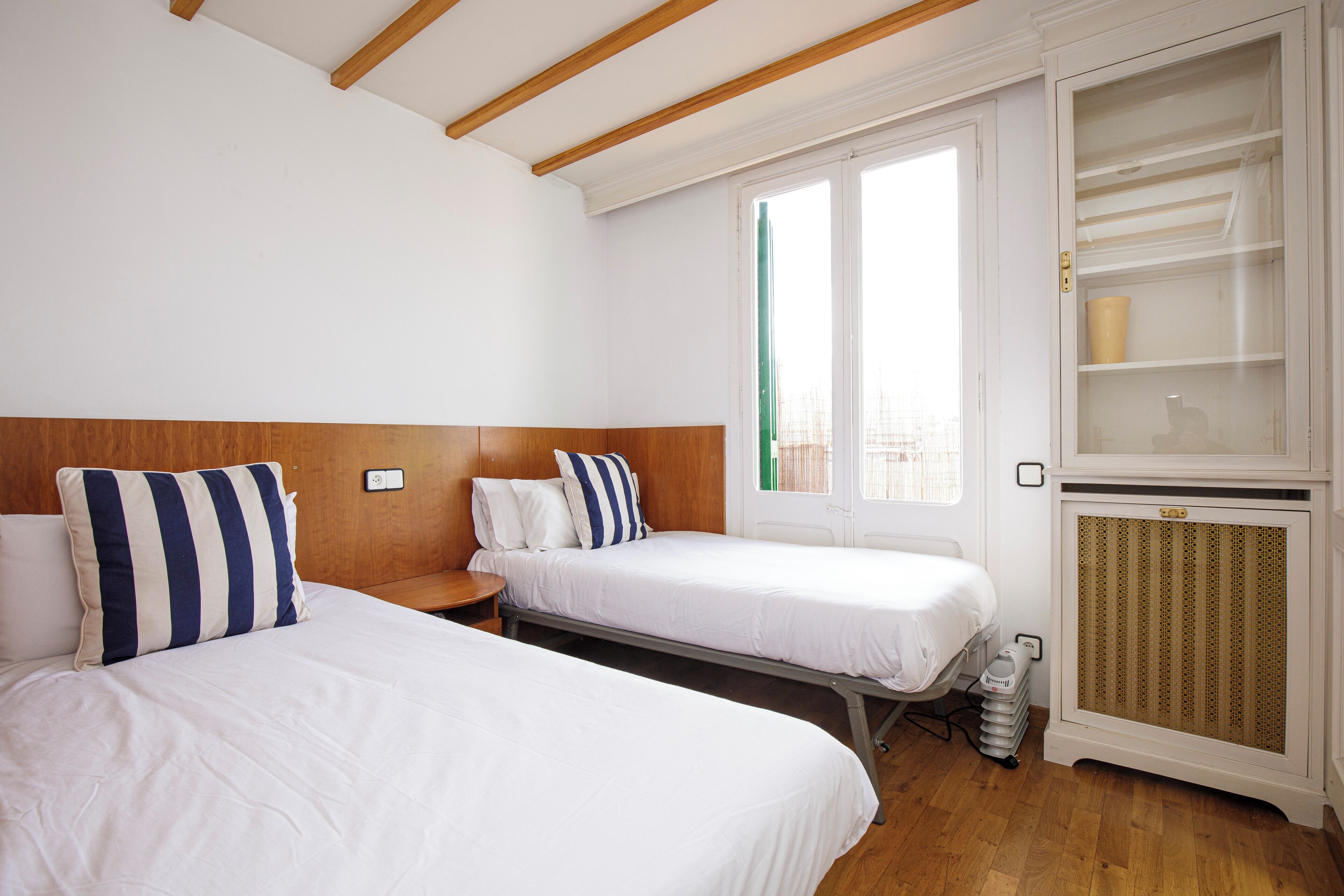 Penthouse | In-room safe, free WiFi, bed sheets