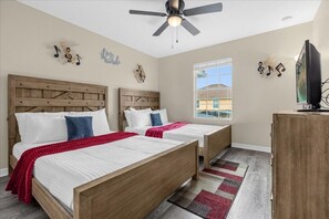 4 quartos, berço de viagem, Wi-Fi, roupa de cama