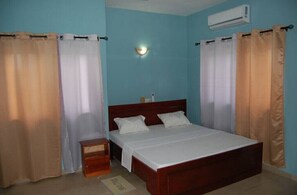 4 camere, ferro/asse da stiro, Wi-Fi