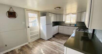 Centric Coldwater Home/ 5 min I-69