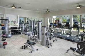 Fitness facility - Charming unit Power & Wifi mnt from TPA work r fun (Tampa)