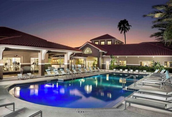 Pool - Charming unit Power & Wifi mnt from TPA work r fun (Tampa)