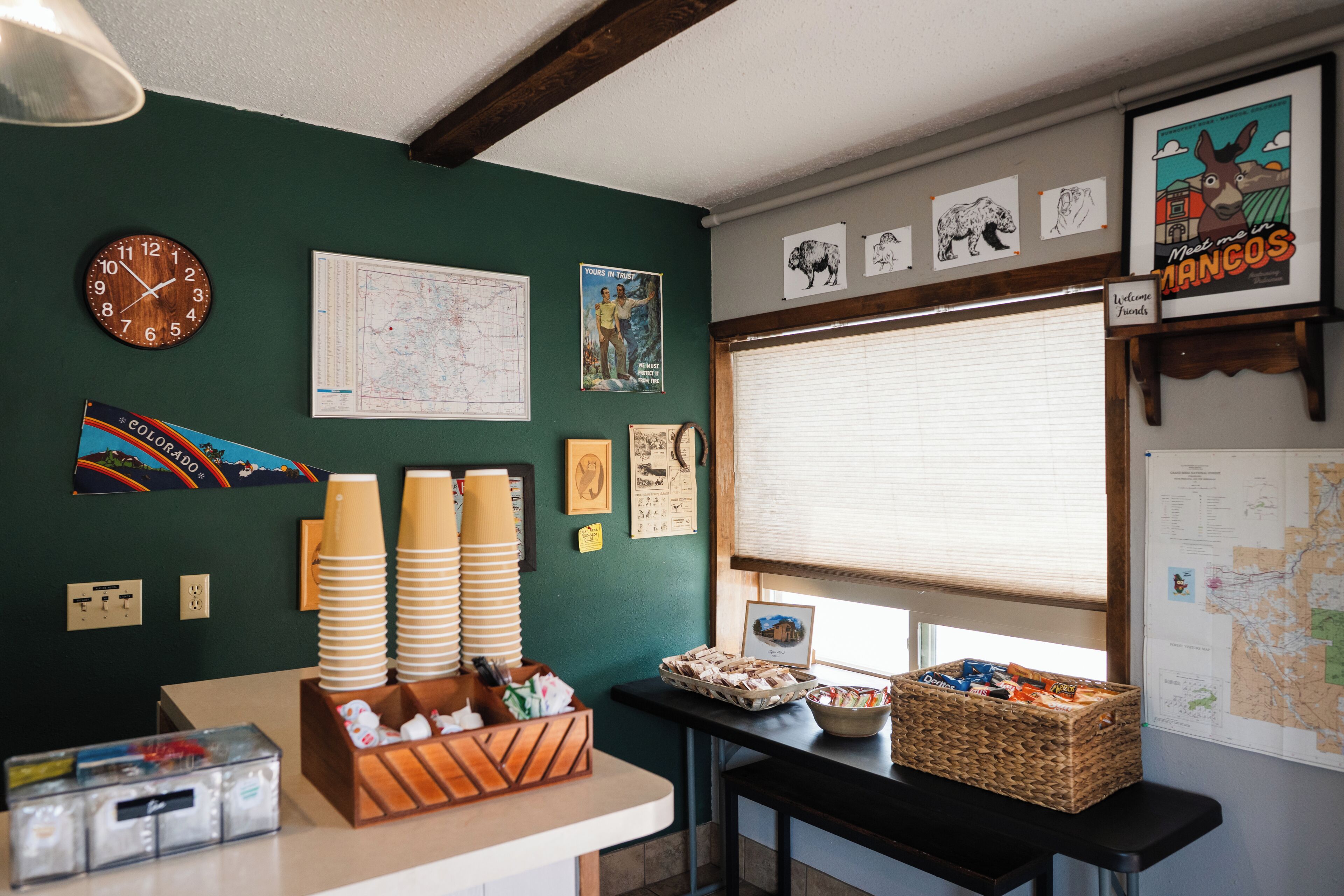 Breakfast area