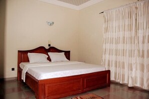 3 Schlafzimmer, Bügeleisen/Bügelbrett, WLAN