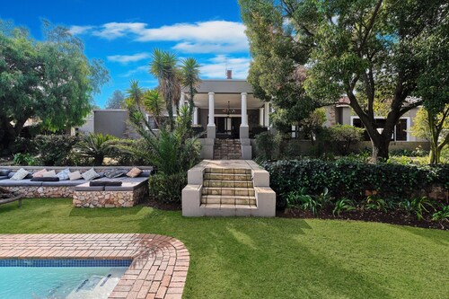 Rose Road Manor - Spacious Full Home. Pet-Friendly with Huge Pool and Terrace!