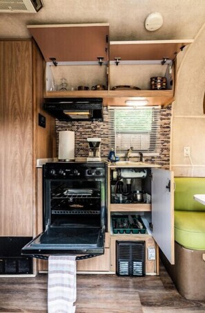 Fridge, microwave, coffee/tea maker, electric kettle