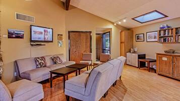 House | 2 bilik tidur