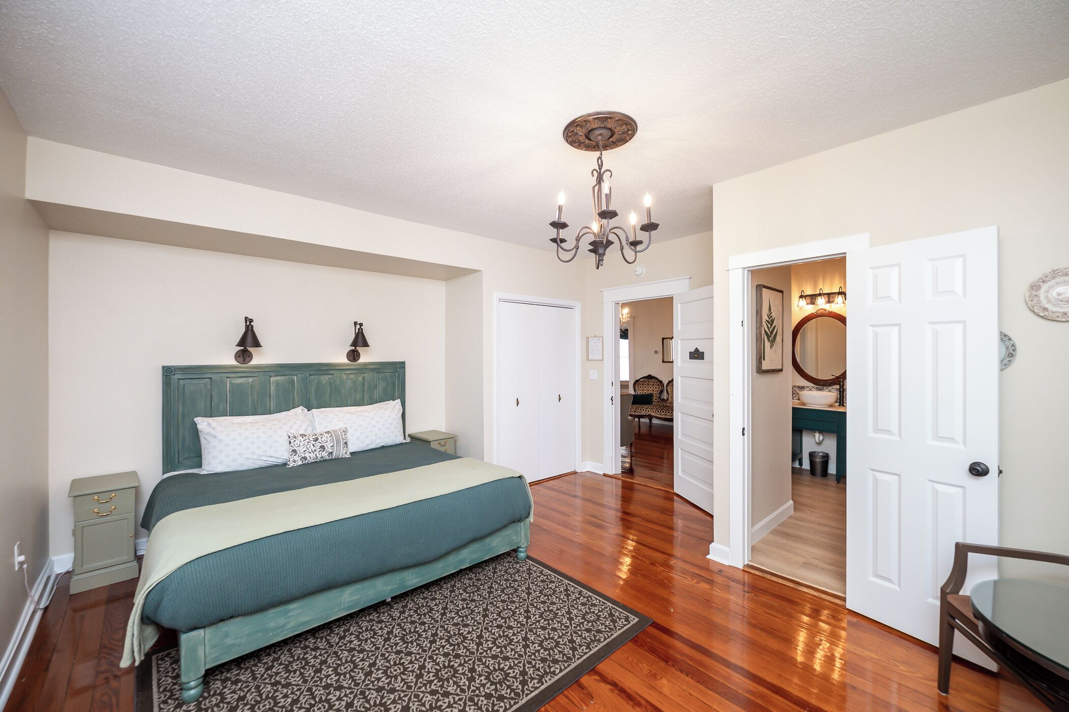 5 sovrum, strykjärn/strykbräda, resesäng och wi-fi