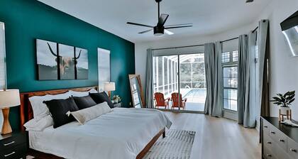 Rainbow River Pool House - KAYAKS and Floating Tubes - Heated Pool!