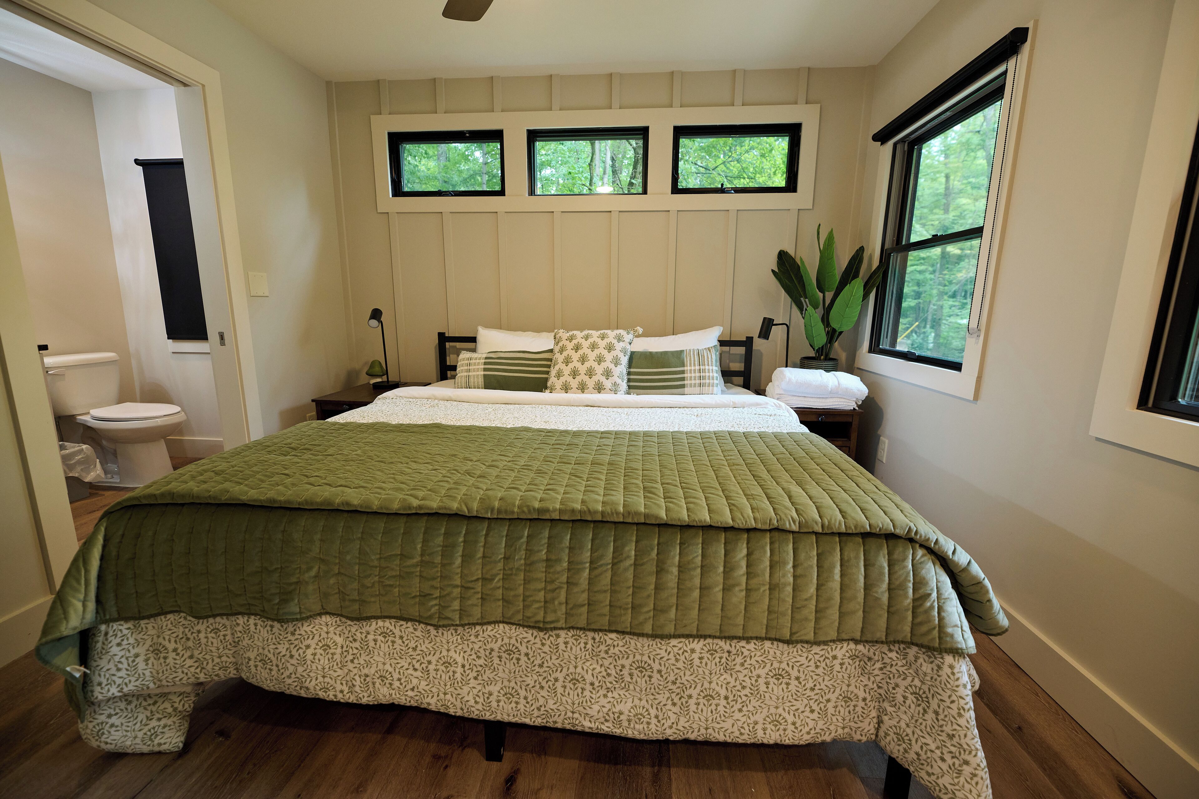 2 bedrooms, WiFi, bed sheets