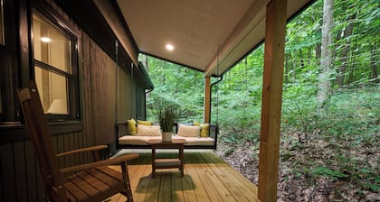 Valley Overlook, heart of Cuyahoga Valley National Park - Cabin for 4