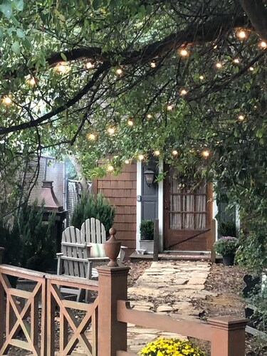 Romantic Secret Cottage near downtown Carthage