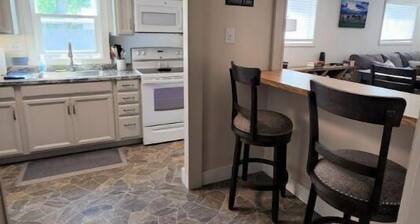 Easy Living ~ Easy Playing, just a 5 minute walk from down town Cody.