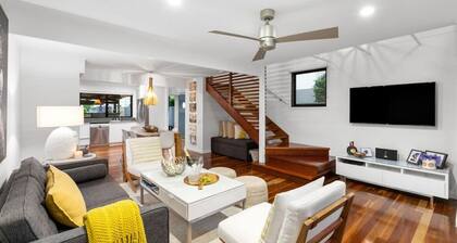 Stunning 2bed/2bth-CottonTrees 3BLK Beach/Dogs OK