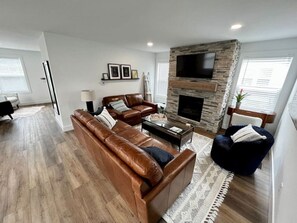 スマートテレビ、暖炉