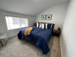 3 bedrooms, desk, iron/ironing board, free WiFi - Luxury & Charm in Downtown Perrysburg! (Perrysburg)