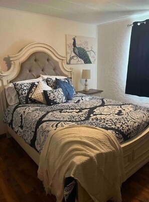 5 chambres, fer et planche Ă repasser, Wi-Fi, draps fournis