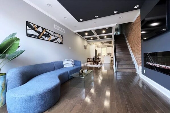 Living area - Your Dream Baltimore Getaway! (Baltimore)