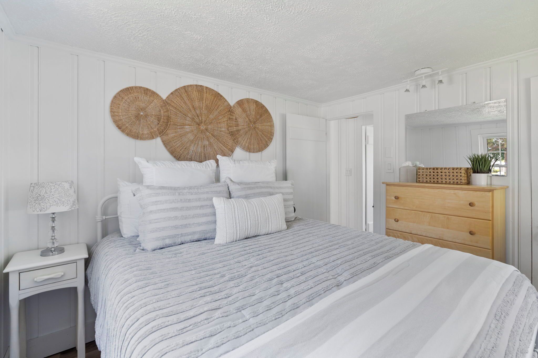 2 chambres, lit parapluie, Wi-Fi gratuit, draps fournis