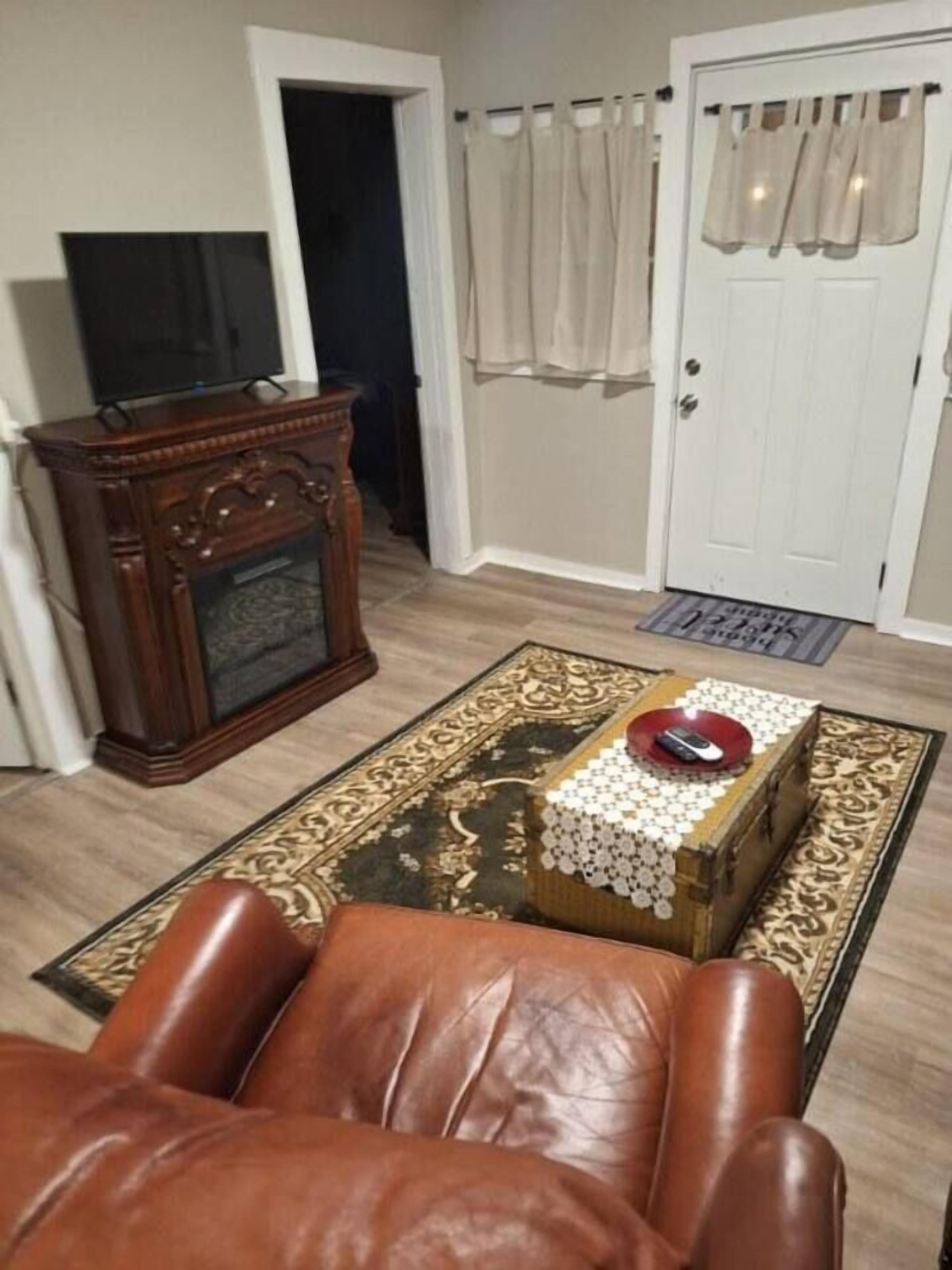 Smart TV, fireplace, offices