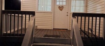 Serenity Cottage:  Near Downtown Knoxville & UT