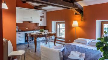 2 camere, ferro/asse da stiro, Wi-Fi, lenzuola