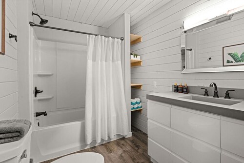 2BR Near Duluth + Spacious & Work‑Friendly