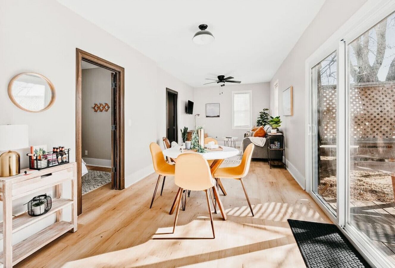 2622 · Spring Valley Cottage