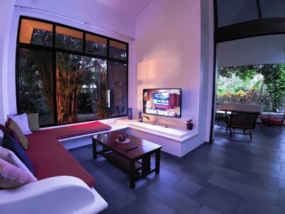 Casa Curime AC/WIFI/35 minutes from the beach.