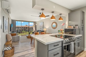 럭셔리 콘도 | 전용 주방 | 대용량 냉장고, 전자레인지, 오븐, 쿡탑