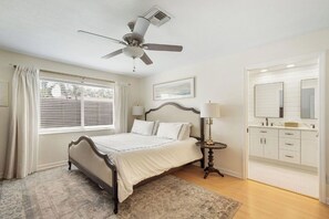 4 Schlafzimmer, Bügeleisen/Bügelbrett, WLAN, Bettwäsche