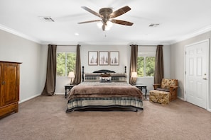 5 bedrooms, travel cot, WiFi, bed sheets
