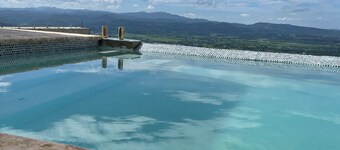 Breathtaking Mountain and Ocean Views…Paraiso in Rincón